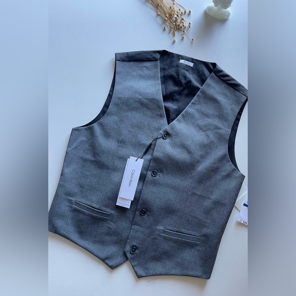 Calvin Klein Boys' Formal Suit Vest, Size XL